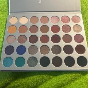 New Jaclyn Hill X Morphe Palette